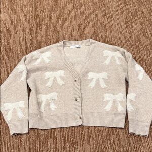 Altar'd State Beige & Cream Bow Intarsia V-Neck Button Cardigan